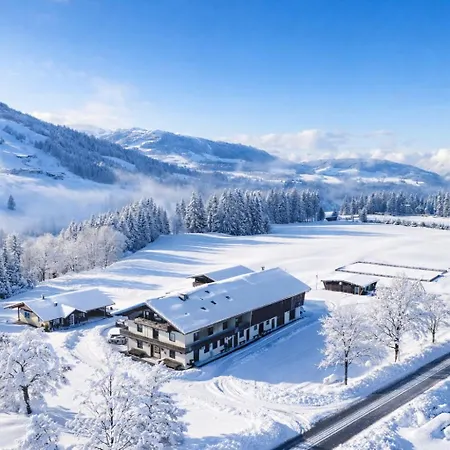Хостел Berghuette Burgweghof Jugendgaestehaus Вестендорф