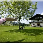 Berghuette Burgweghof Jugendgaestehaus Vandrarhem Westendorf