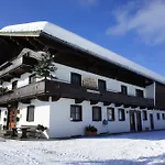 Vandrarhem Berghuette Burgweghof Jugendgaestehaus Westendorf