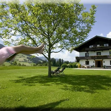Berghuette Burgweghof Jugendgaestehaus Hostel Westendorf