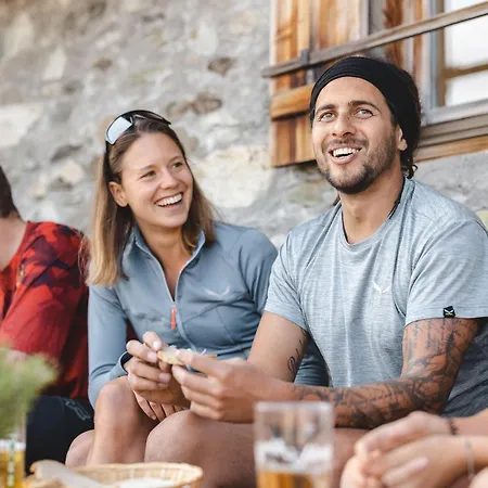 Berghuette Burgweghof Jugendgaestehaus