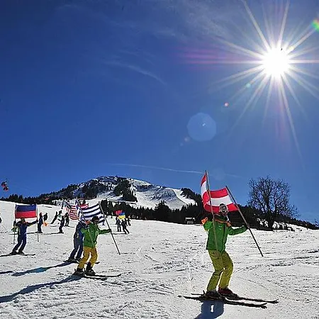Hostel Berghuette Burgweghof Jugendgaestehaus Westendorf