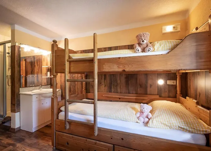 بيت شباب Berghuette Burgweghof Jugendgaestehaus *