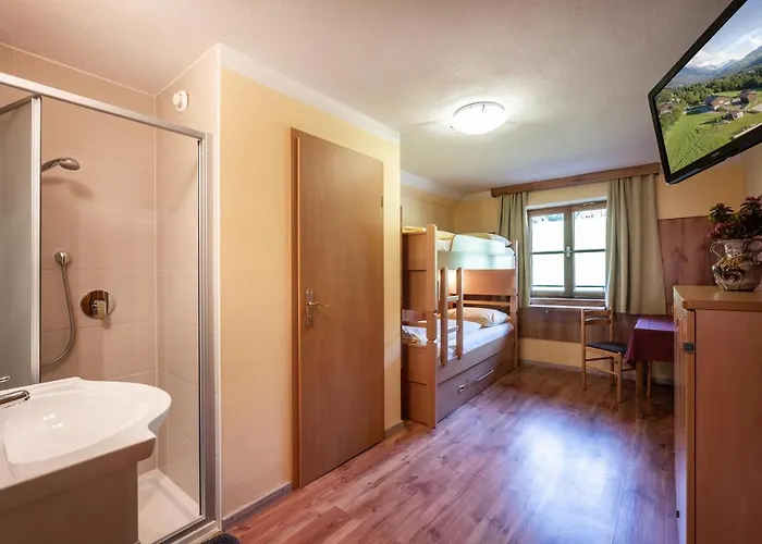 بيت شباب Berghuette Burgweghof Jugendgaestehaus