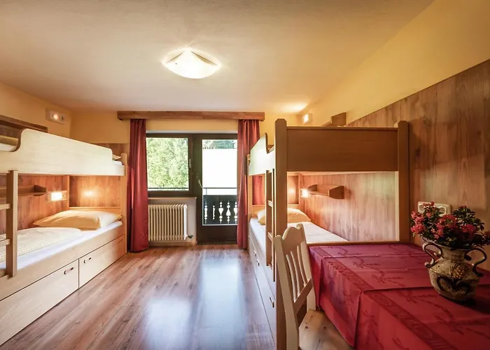 Berghuette Burgweghof Jugendgaestehaus * وستندورف