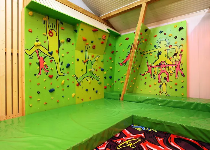 Berghuette Burgweghof Jugendgaestehaus بيت شباب