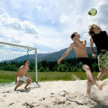 Berghuette Burgweghof Jugendgaestehaus *