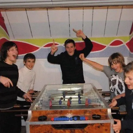 Berghuette Burgweghof Jugendgaestehaus *