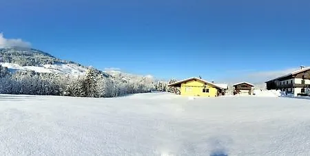 Berghuette Burgweghof Jugendgaestehaus Albergue Westendorf